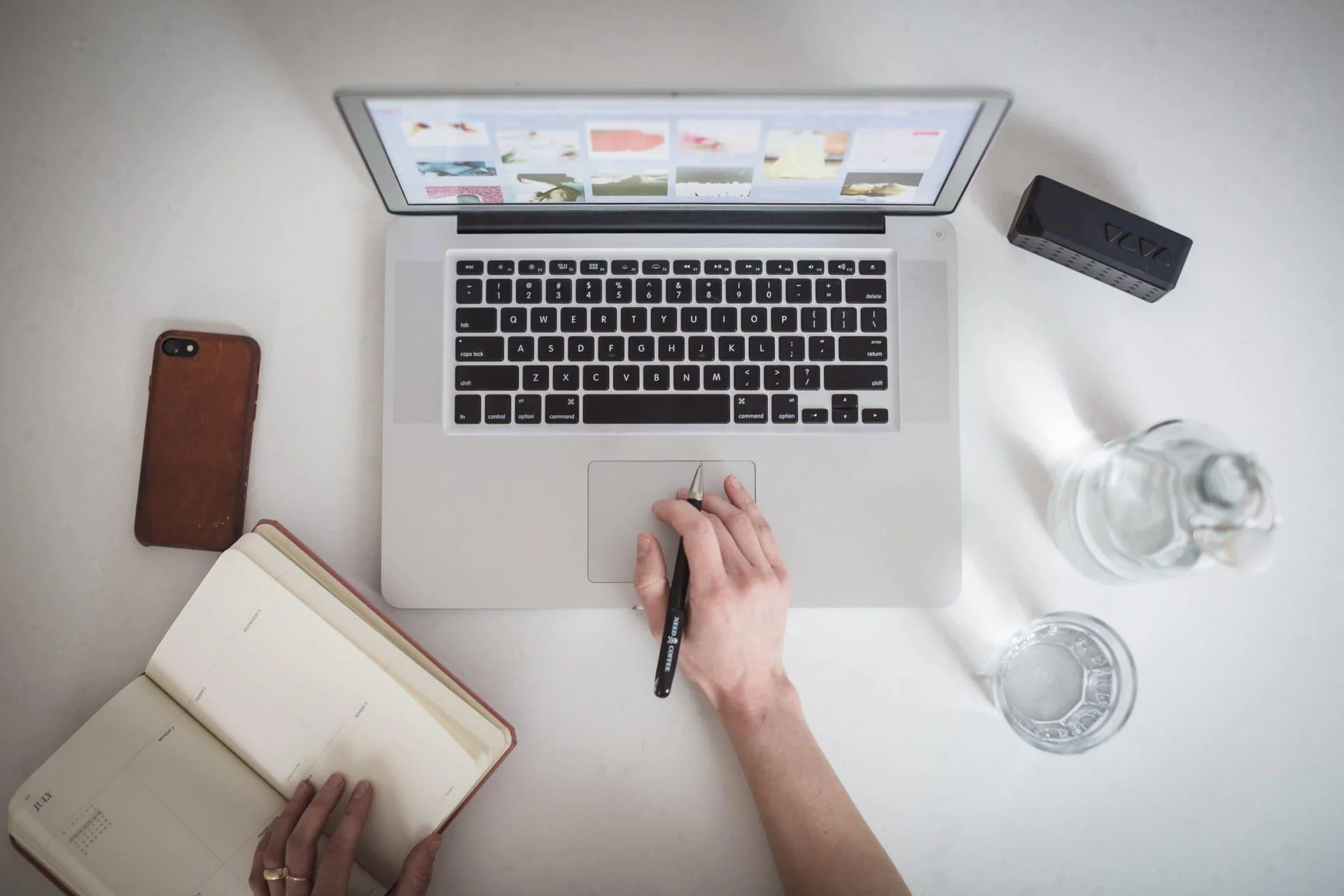 designer-working-on-laptop Calendar Integration for Microsoft Teams (2021 version)