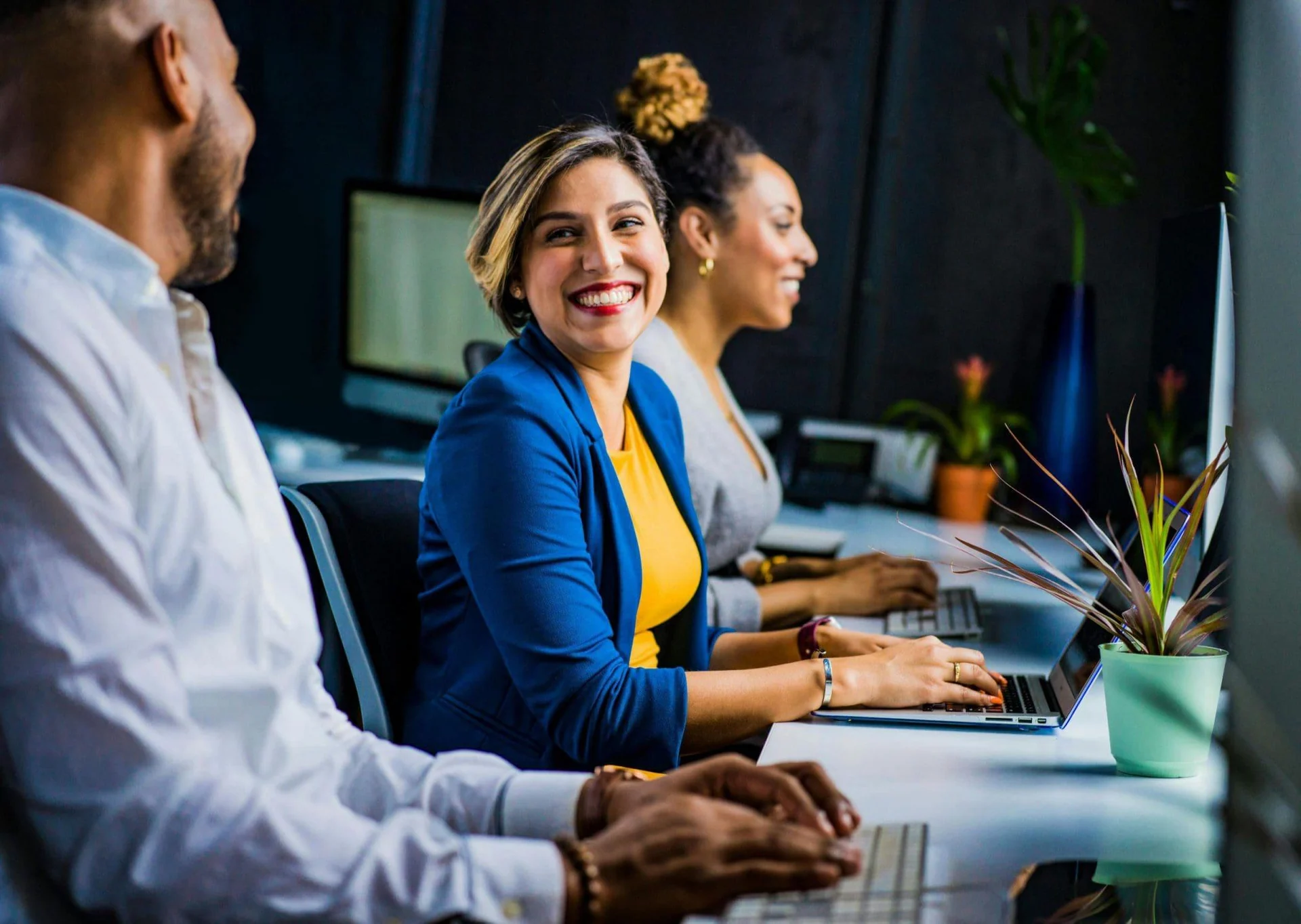 pexels-jopwell-2422293 LEAD.bot Virtual Happy Hour
