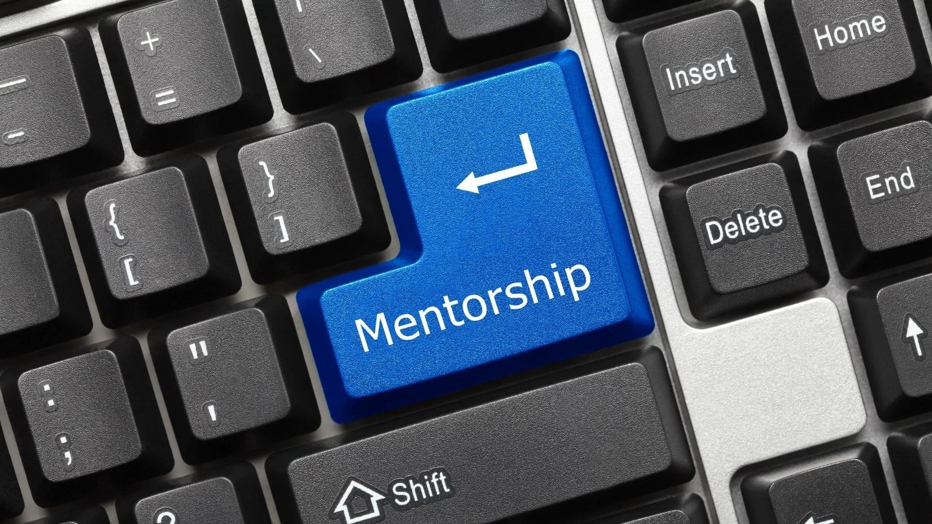 AI mentorhsiups offer a lot of variety to businesses for employee growth and career development AI mentorhsiups offer a lot of variety to businesses for employee growth and career development